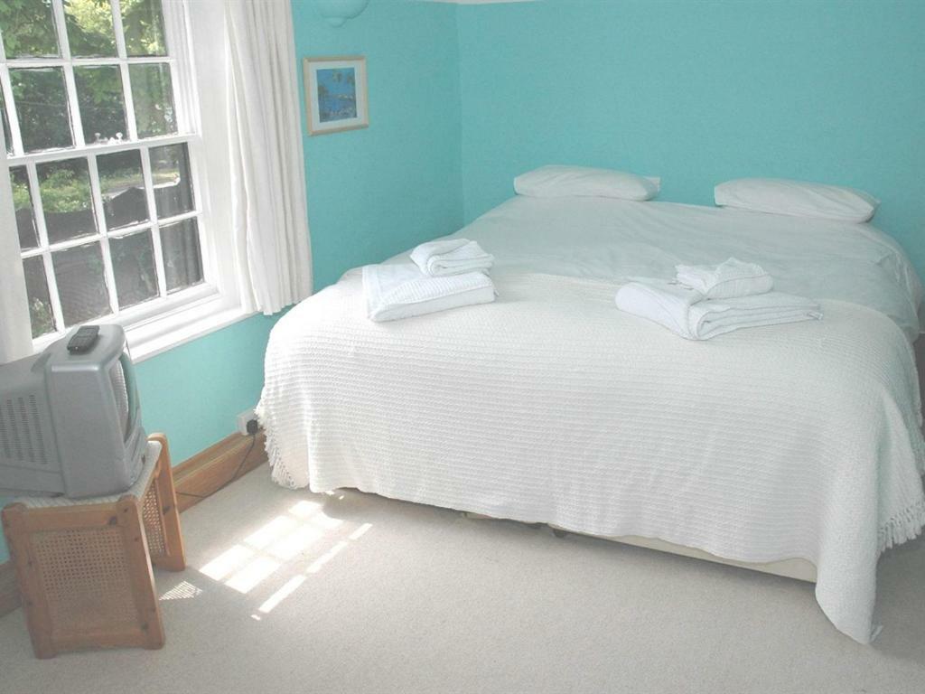 Bed and Breakfast The White House Takeley Екстер'єр фото