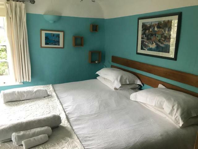 Bed and Breakfast The White House Takeley Екстер'єр фото