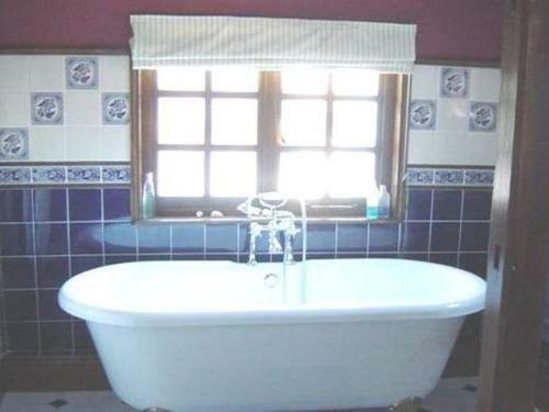 Bed and Breakfast The White House Takeley Екстер'єр фото